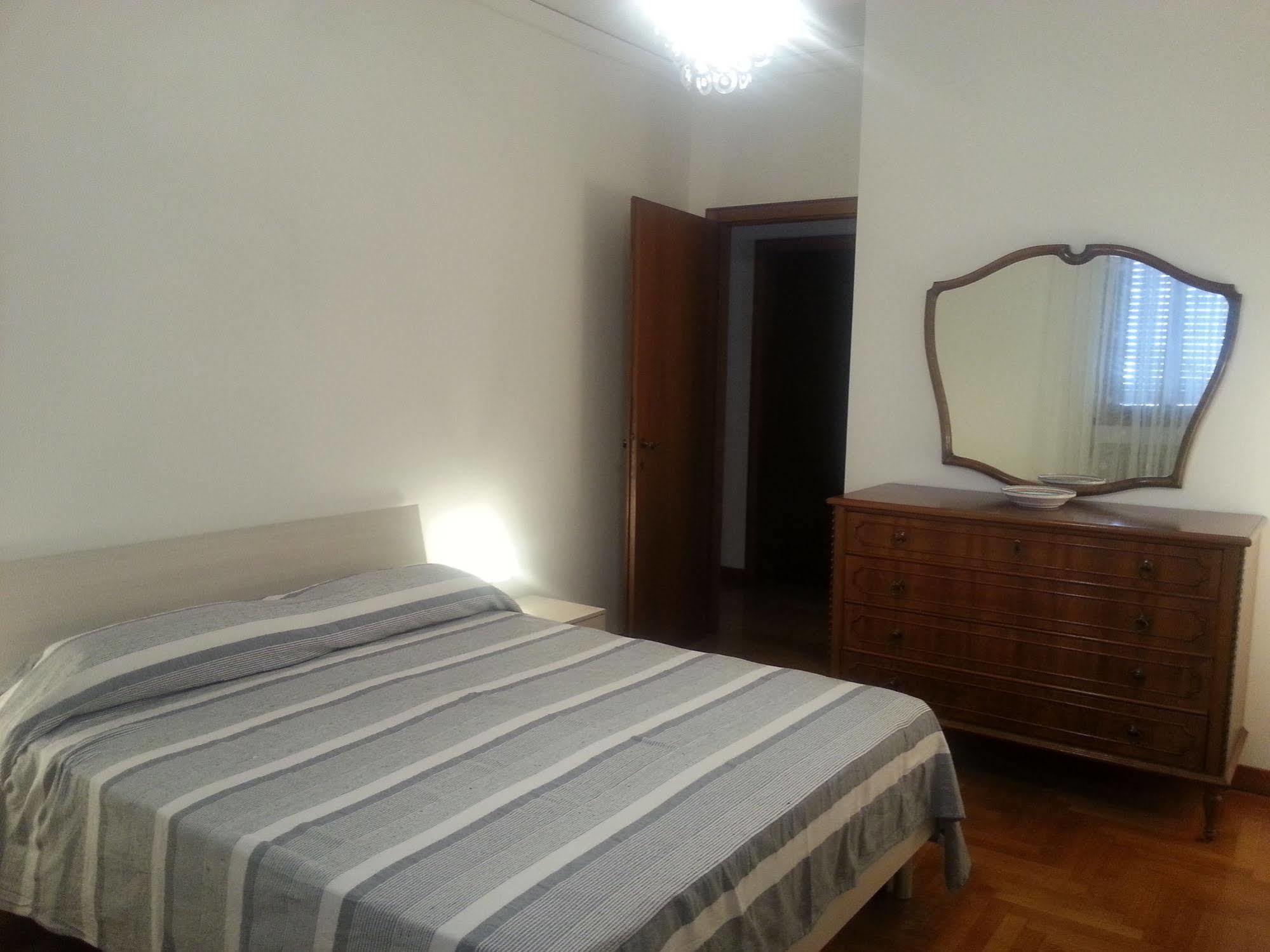 Appartamento Con 2 Camere E Garage Privato! Padwa Zewnętrze zdjęcie